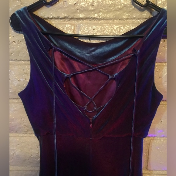 Two toned sapphire-ruby velvet dress - Picture 3 of 4